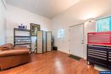 1017 Lake Dr - Photo 19