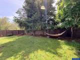 1060 Marion Av - Photo 8