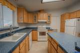 3200 Oak Terrace #21 Dr - Photo 8