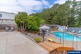 1360 Laurelwood Dr - Photo 46