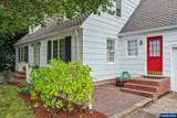 1101 Sunset Dr - Photo 4
