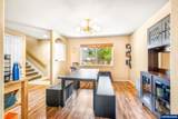 226 Breezy Wy - Photo 4