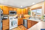 226 Breezy Wy - Photo 6