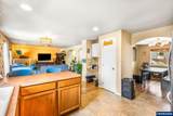 226 Breezy Wy - Photo 7