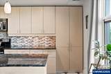 156 Front #320 St - Photo 17