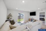 537 Russell Dr - Photo 4