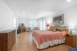 3864 Spring St - Photo 32