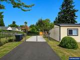 621 Orchard St - Photo 2