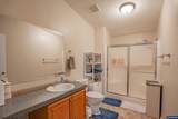 3200 Oak Terrace #3 Dr - Photo 15