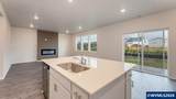 435 Pietro St - Photo 12