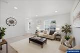 337 18th St - Photo 9