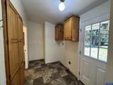 390 Montgomery St - Photo 8