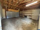 390 Montgomery St - Photo 21