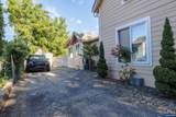 1329 Baker St - Photo 25