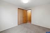 1635 Pioneer St - Photo 23