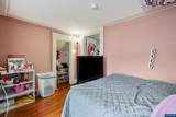 906 Maple St - Photo 18