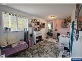 1203 Oak St - Photo 9