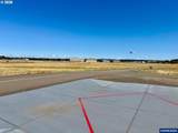 3684 Airway - Photo 14