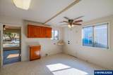 1140 Lewis St - Photo 18