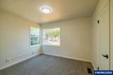1140 Lewis St - Photo 21