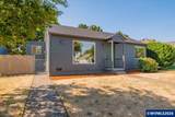1140 Lewis St - Photo 3