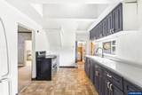 1715 Cascade Dr - Photo 13