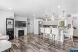 1709 Springhill Dr - Photo 3