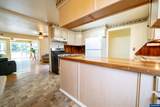 6776 Rochester St - Photo 11