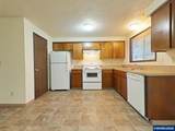 2873 Glenridge (-2875) - Photo 37
