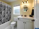 1246 Vintage Ln - Photo 32