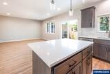 946 10th - Photo 18