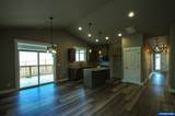 253/255 Douglas - Photo 17