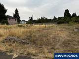 360 King - Photo 1