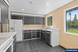 560 Hemlock Av - Photo 12