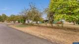 880 Hillview Dr - Photo 42