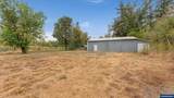 880 Hillview Dr - Photo 5