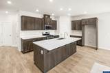 864 Windrow Av - Photo 6