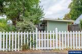236 17th St - Photo 3