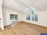 9312 Polk Av - Photo 15