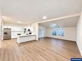 9312 Polk Av - Photo 16