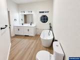 9312 Polk Av - Photo 39