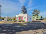 390 Main - Photo 2