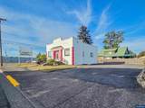 390 Main - Photo 8