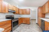 620 E St - Photo 13