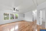 620 E St - Photo 9