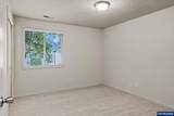 1036 Charlene St - Photo 18