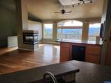 1429 Center St - Photo 6