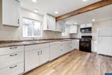 953 Grape St - Photo 16
