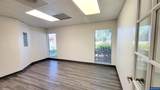 412 Lancaster - Photo 13