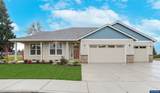 313 Clay St - Photo 1